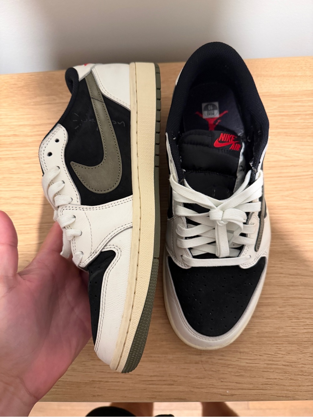 TRAVIS SCOTT OLIVE GENTLY WORN MENS SIZE 10 WOMENS 11.5